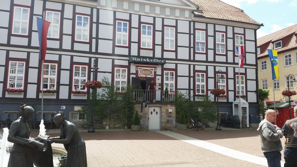 Hotel Ratskeller リュッホ エクステリア 写真